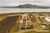 Prodej komerčního pozemku - 9422 m2, cena 7383260 CZK / objekt, nabízí 
